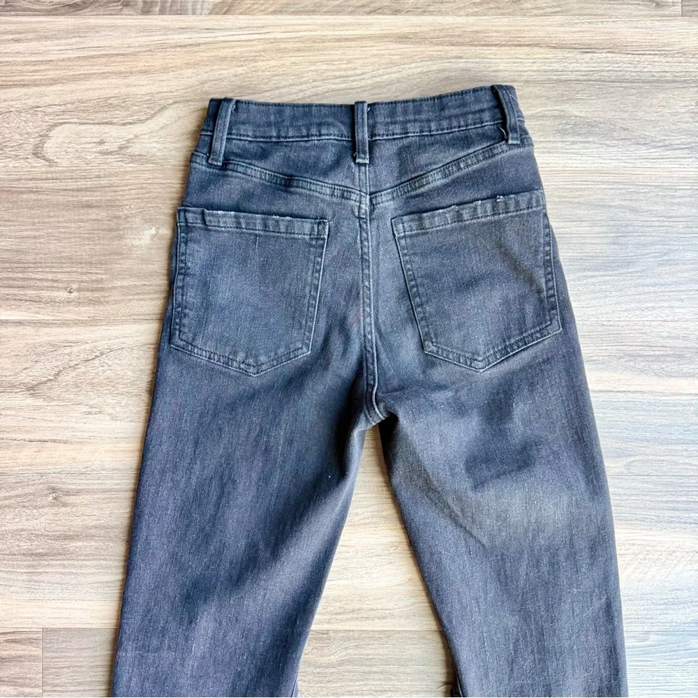 Wild Fable Size 00 High‎ Rise Distressed Straight Leg Jeans Black